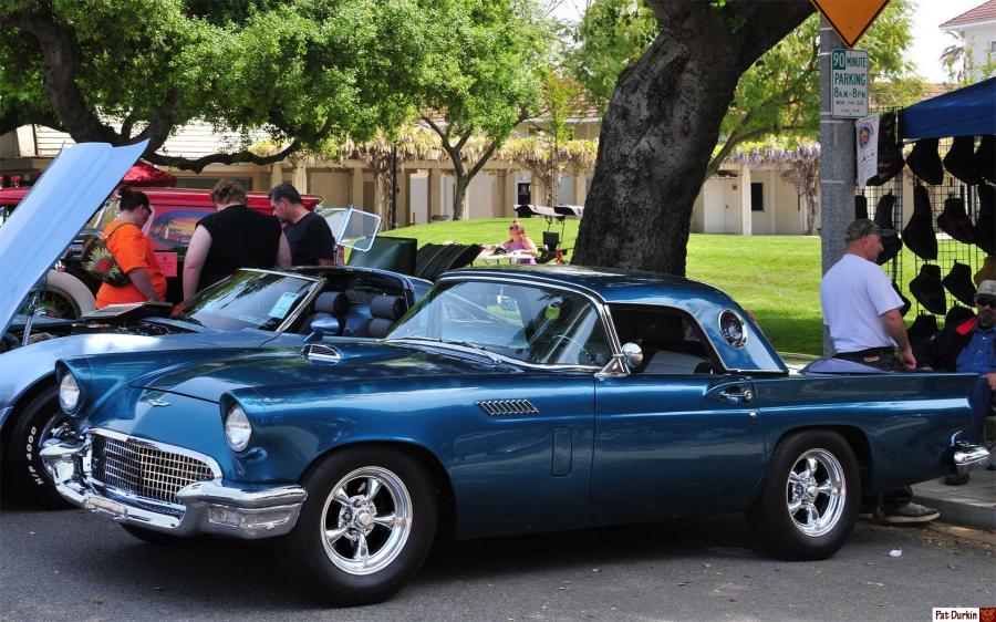  Ford Thunderbird 1957 года  (фото 56 из 86)